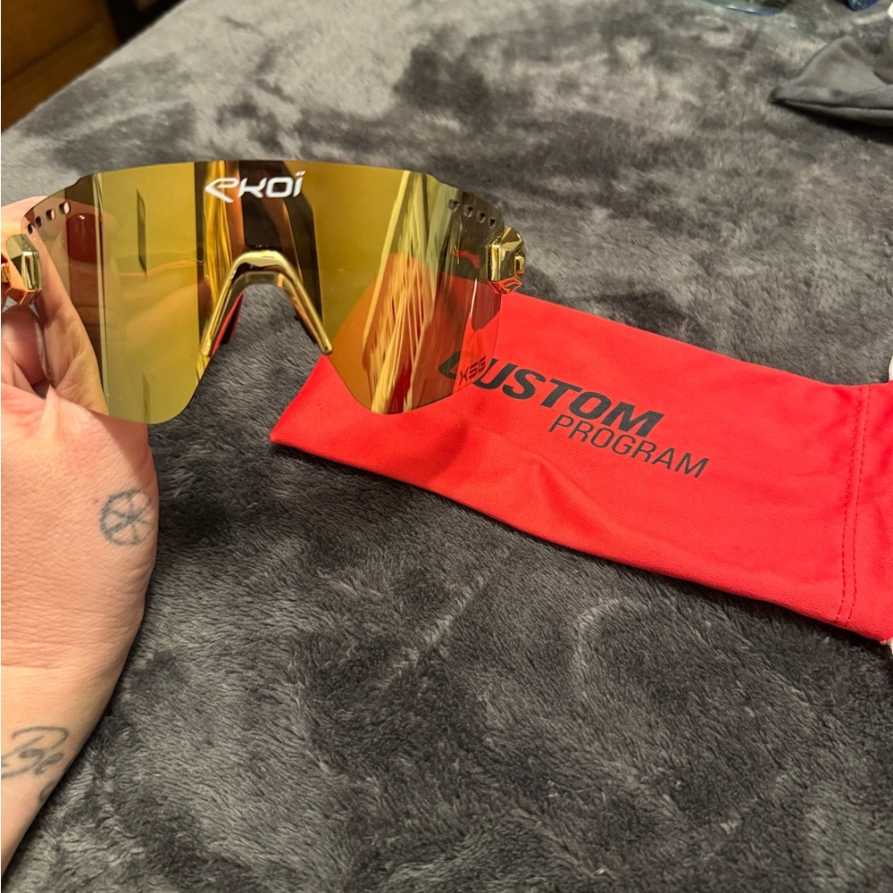 Custom Gold Cycling Performance Sunglasses